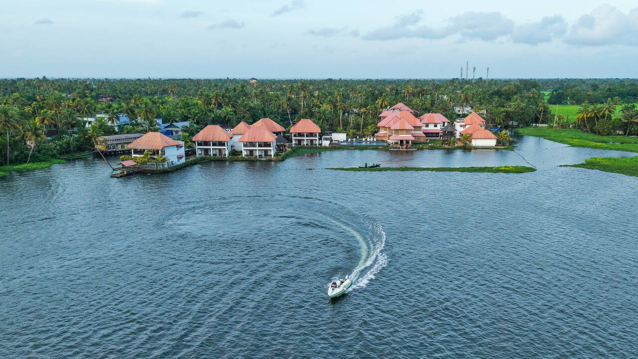 Paloma Backwater Resort